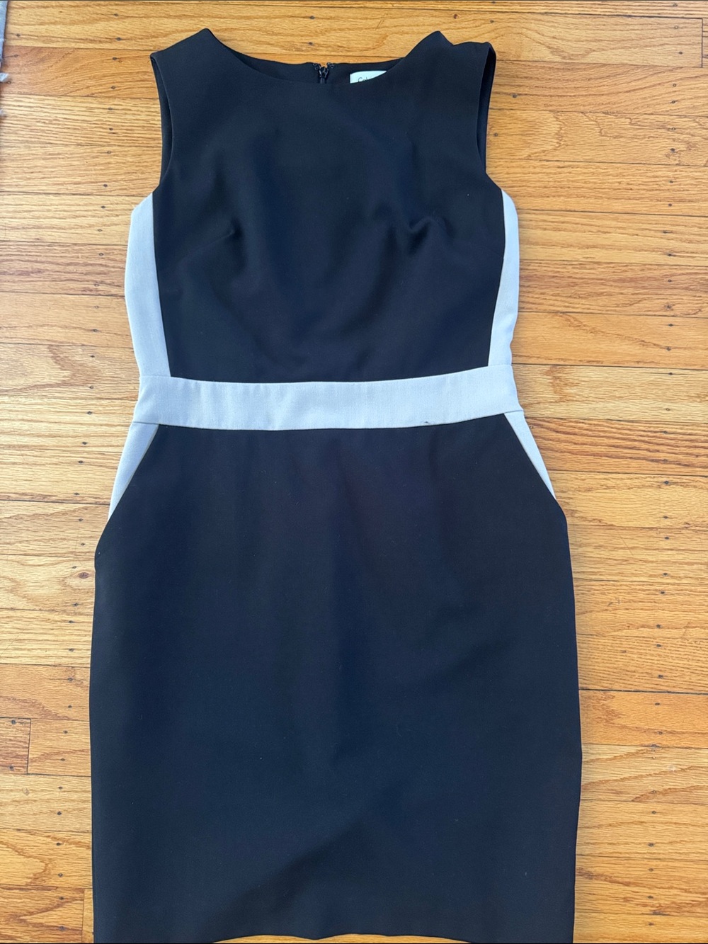 Calvin Klein Black and Cream Colorblock Sheath Dress